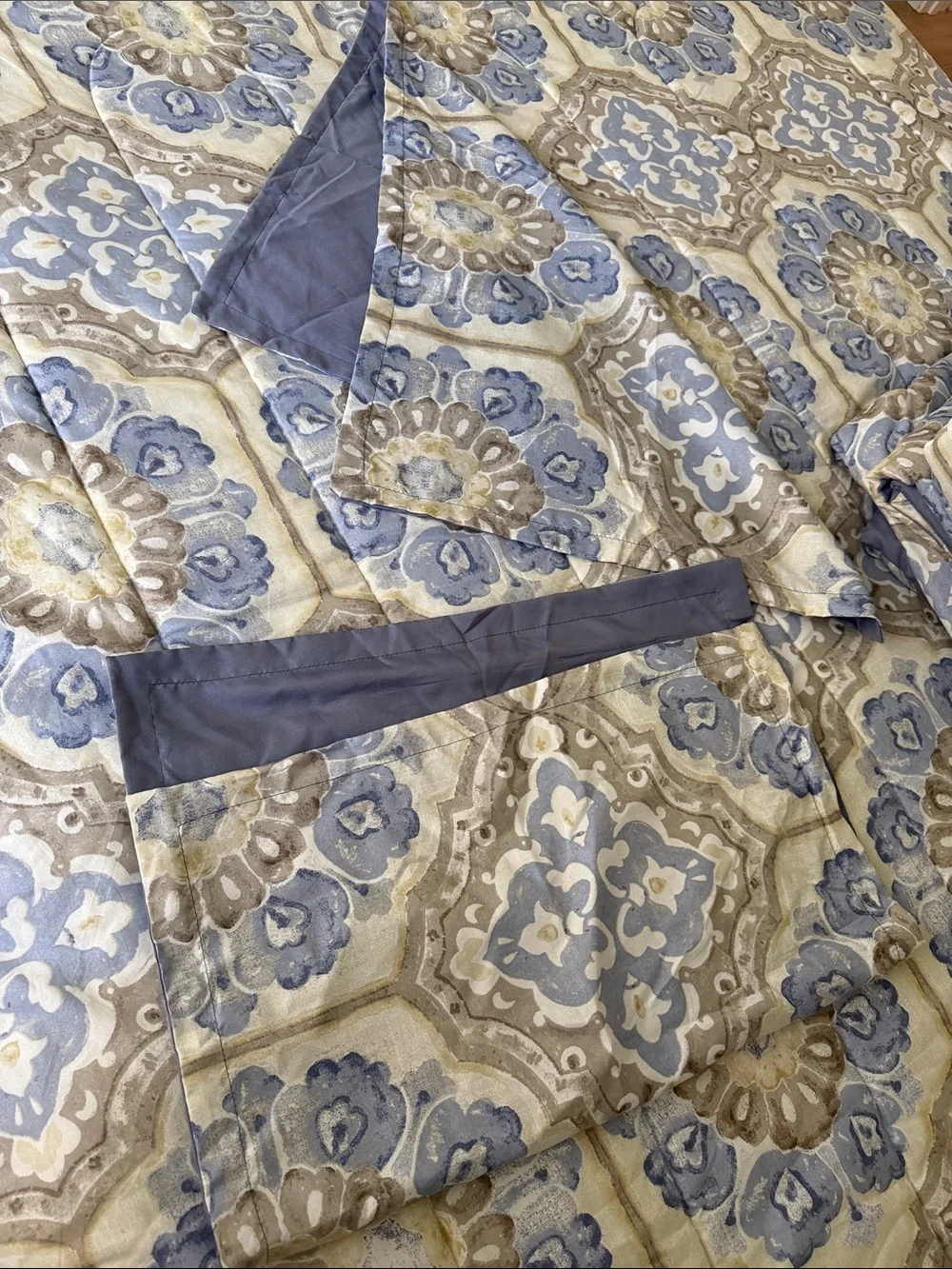 Sasha Set of 2 blankets and 2 pillow cases Blue/beige/Gray colour